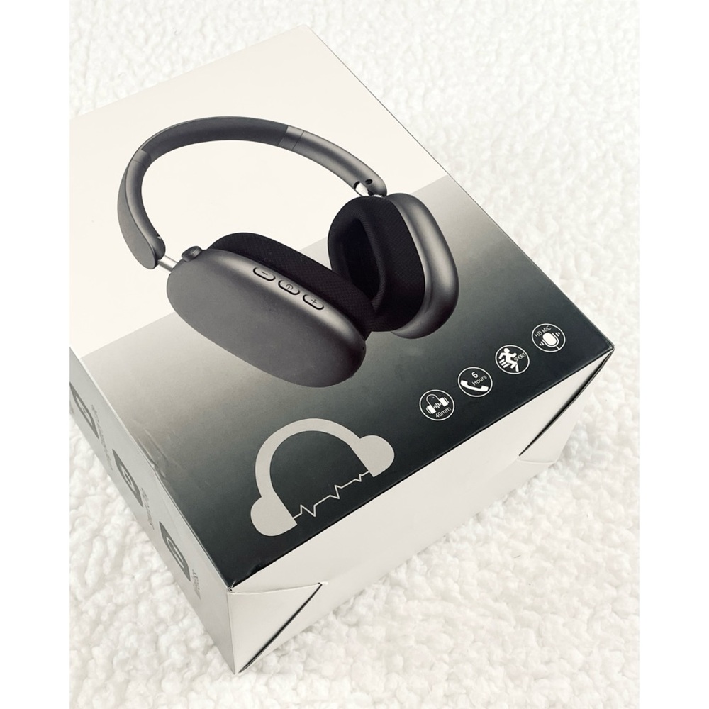 (NIB) Silver Wireless Over-The-Ear Headphones - Picture 9 of 9